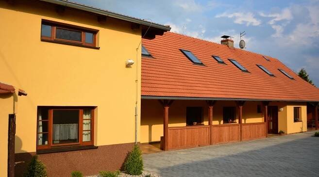 Pohled na hlavní ubytovací část