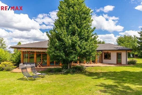 Prodej domu 290 m², Kostelec nad Labem | Reality RE/MAX