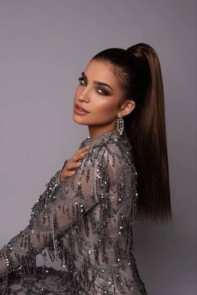 Úprava nosu a silikonová prsa? Naprosto v pořádku, říká ředitelka Miss Makarenko