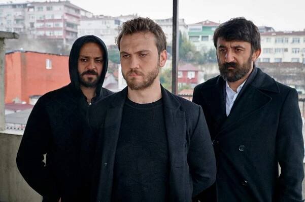 Çukur - Umut - Z filmu - Erkan Kolçak Köstendil, Aras Bulut Iynemli