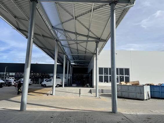 V Olomouci dokončují další obchoďák, bude tam Jysk i gastro