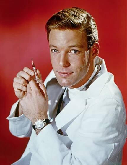Actor Richard Chamberlain, known for ‘Dr. Kildare,’ dies at 90