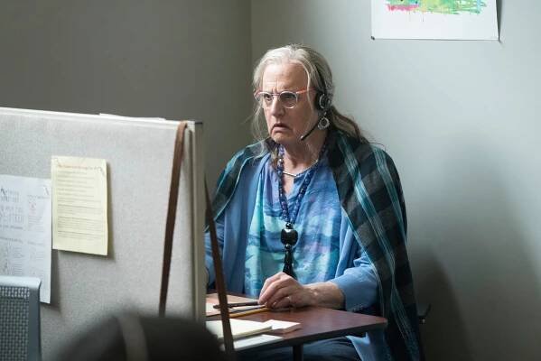 Jeffrey Tambor Leaves ‘Transparent’ After Sexual Misconduct Allegations