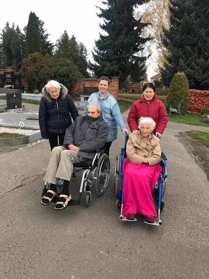 Návštěva hřbitova v ALZHEIMER HOME Zábřeh | Alzheimer Home