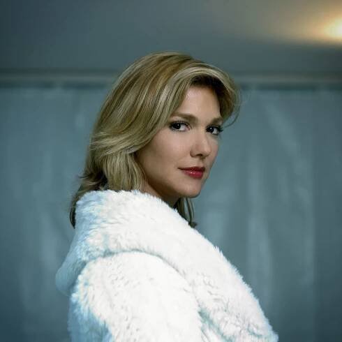 Laura Harring