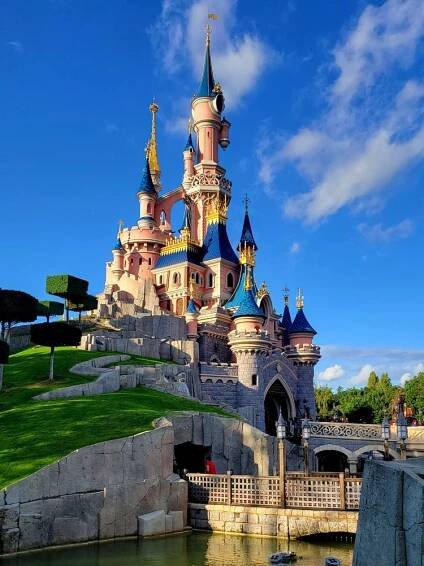 Is Disneyland Paris worth it? Photos and thoughts from our visit