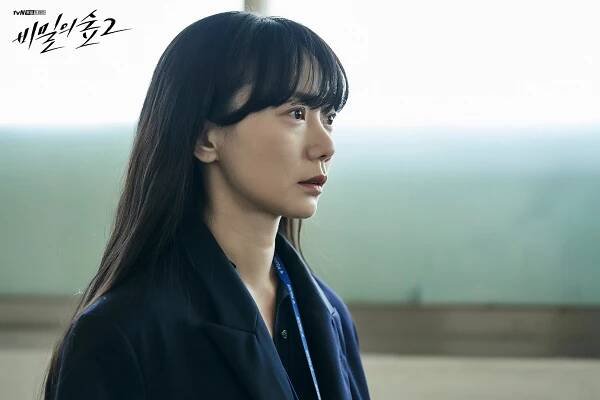 Du-na Bae - Bimileui seob - Season 2 - Fotosky