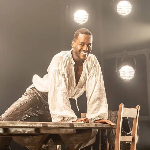 Ncuti Gatwa on Playing a Hot Christopher Marlowe in the West End’s ‘Born With Teeth’
