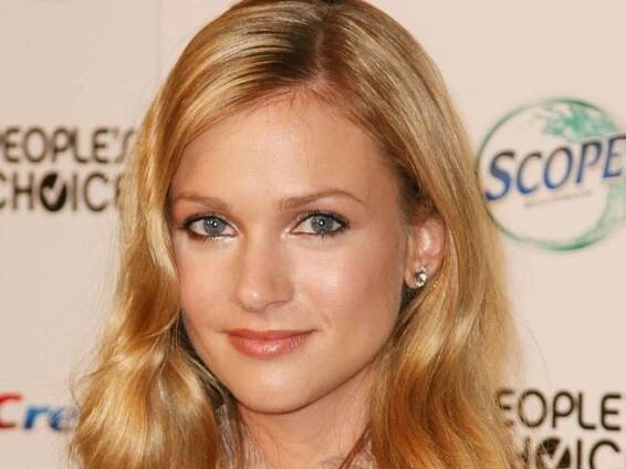 A.J. Cook fotka