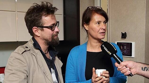 Lenka Vlasáková a Jan Dolanský se po 19 letech tajně vzali. Žádostí o ruku bylo hodně - Expres.cz