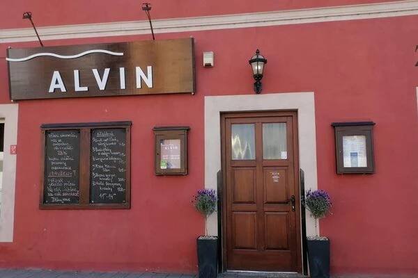 Alvin restaurace foto 1