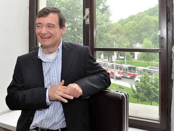 Bývalý hejtman David Rath, stíhaný pro podíl na údajných korupčních manipulacích se zdravotnickými a stavebními zakázkami Středočeského kraje, u Krajského soudu v Praze.