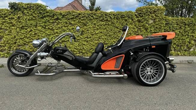Boom Mustang Advance 16i 8 - A&P Trikes