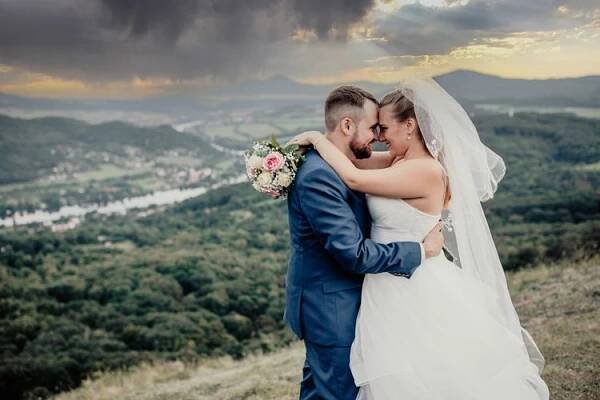 Svatební fotograf Ústí nad Labem-centrum Fotograf Richard Matiašek • Firmy.cz