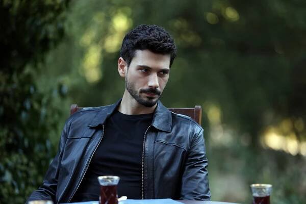 Deniz Can Aktaş - Hudutsuz Sevda - Episode 1 - Z filmu