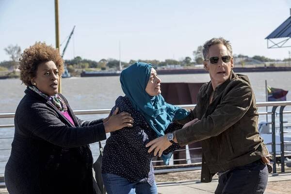 Námořní vyšetřovací služba: New Orleans - Nový úsvit - Z filmu - CCH Pounder, Scott Bakula