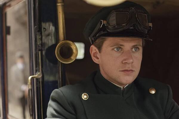 Panství Downton - Epizoda 6 - Z filmu - Allen Leech
