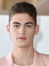 Hero Fiennes Tiffin – Biography, Facts & Life Story