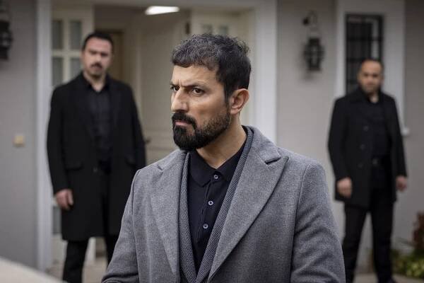 Adım Farah - Can Kırıkları - Z filmu - Feyyaz Duman