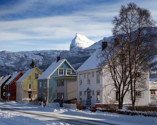 DEST_NORWAY_NARVIK_GettyImages-521945830