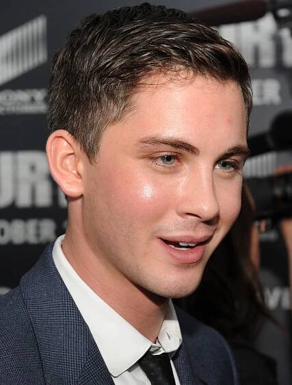 Soubor:Logan Lerman 2014.jpg