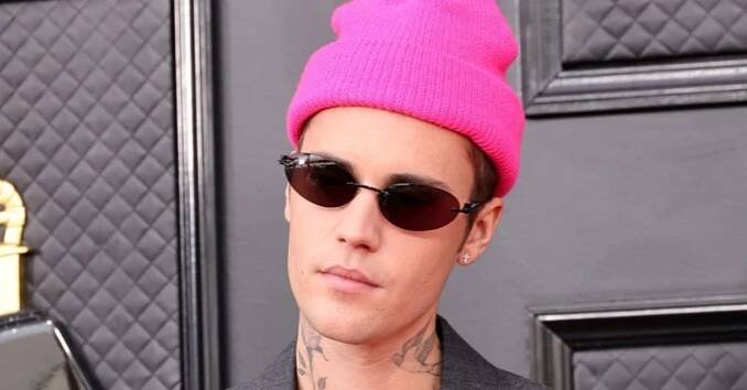 Justin Bieber byl na pokraji bankrotu. Teď čelí obvinění, že je členem sekty