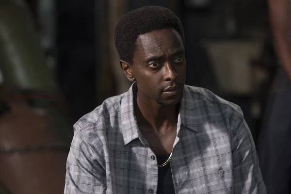 StartUp - Ověření plánu - Z filmu - Edi Gathegi