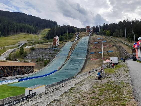 GP: Takanaši a Kraft na vrcholu Grand Prix! – skoky.net