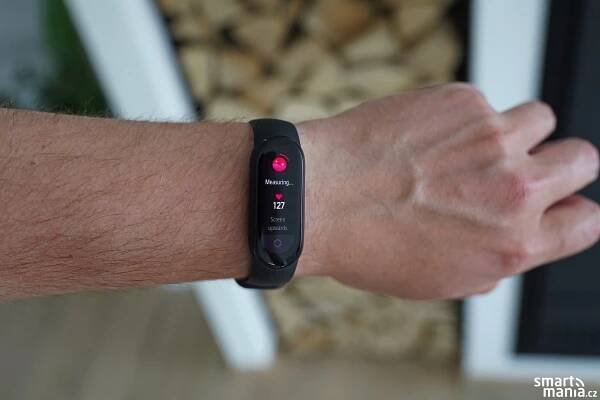 Xiaomi Mi Band 6 01