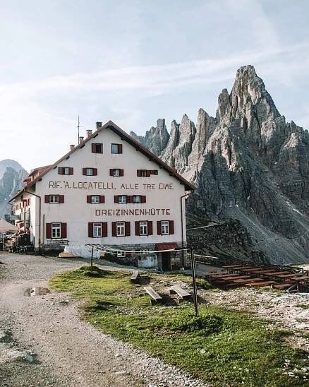Tre Cime Di Lavaredo Loop in The Dolomites: Hiking Guide