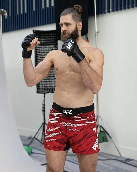 Naváženo. Holohlavý Procházka ukázal formu, UFC hlásí ztrátu
