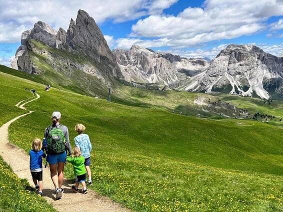 SECEDA (DOLOMITES) WITH KIDS – A Family-Friendly Guide to the Breathtaking Mountain