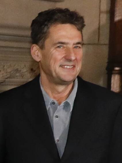 Tim Bevan – Wikipedia