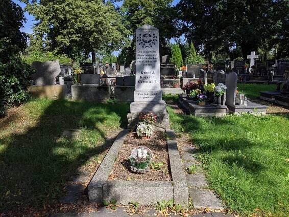 Pomník a hrob horníků zastřelených při stávce v roce 1890