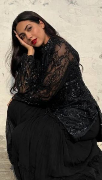 Reem Shaikh's stunning shararas for festive season