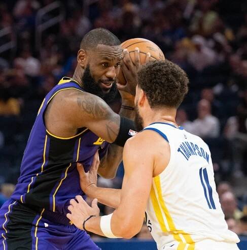 LeBron James reportedly called Klay Thompson at start of free agency