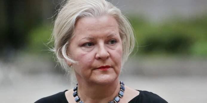 Helena Brabcová pokračuje ve šlépějích svého tatínka. Je herečkou a rovněž dabérkou. 