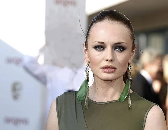 Laura Haddock