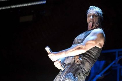 Obvinění zpěváka Rammsteinu: Měl zneužít fanynku!
