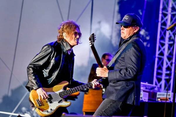 Hvězdní Black Country Communion v čele s Bonamassou a Hughesem vystoupili v Olomouci - musicserver.cz