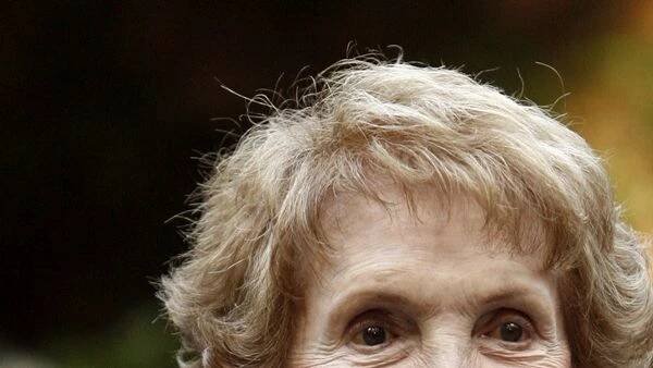 Nancy Reaganová si naštípla pánev - Novinky