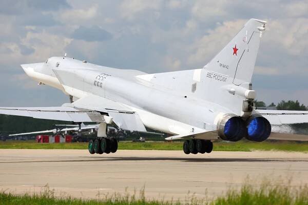 BBC: Více argumentů hovoří proti verzi o sestřelení ruského bombardéru