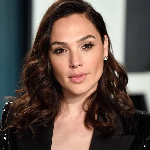 Gal Gadot, Natalie Portman, Mark Ruffalo, and Other Celebrities Sang ‘Imagine’ Together