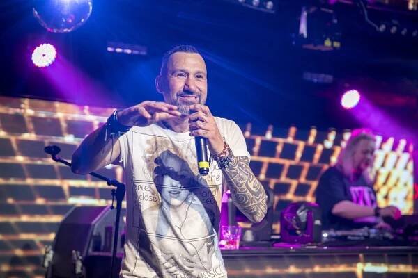 DJ Uwa: Zlatý devadesátky s Drupim!