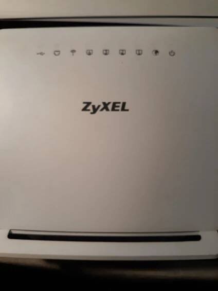 ** ZyXEL -- WIFI ROUTER **