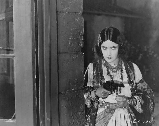 Wages of Virtue - Z filmu - Gloria Swanson
