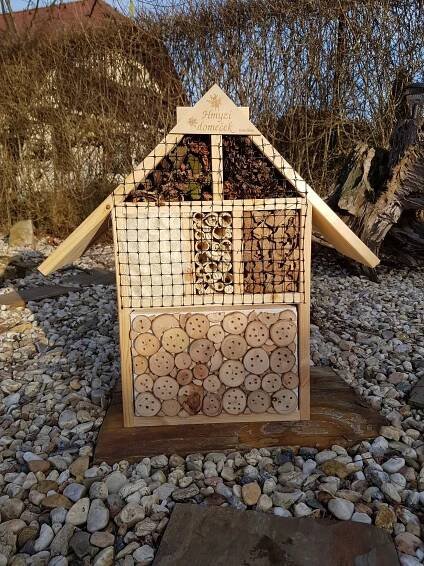 GC7J8KQ 🐞 Hmyzí domeček 🐞 (Multi-cache) in Hlavní město Praha, Czechia created by Deny 