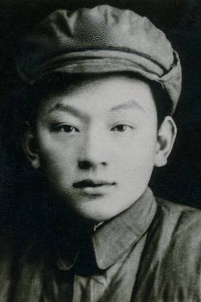 A Times Reporter on His Father’s Years in Mao’s Army in China - The New York Times