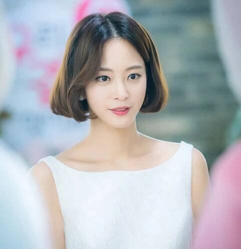 Han Ye-seul with Bonnie Perm