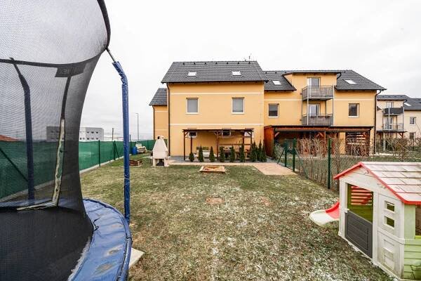 Prodej bytu 3+1, Nehvizdy – Jkpartneři.cz